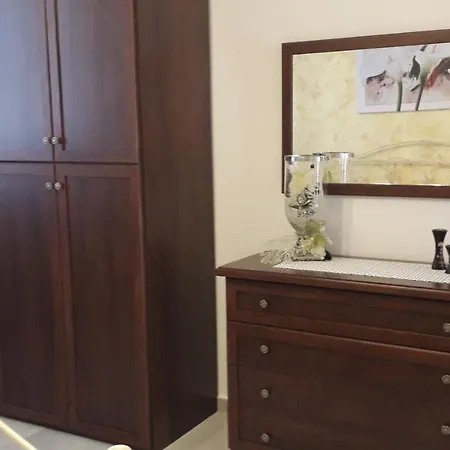 アパート Casa Sole E Luna ポルト・チェザーレオ